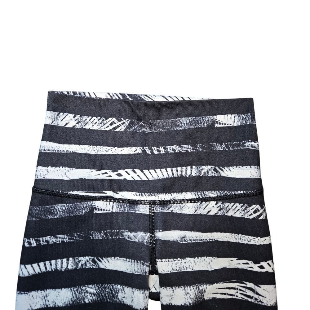 Lululemon Wunder Under Pant - Shady Palms Black White - Picture 2 of 9